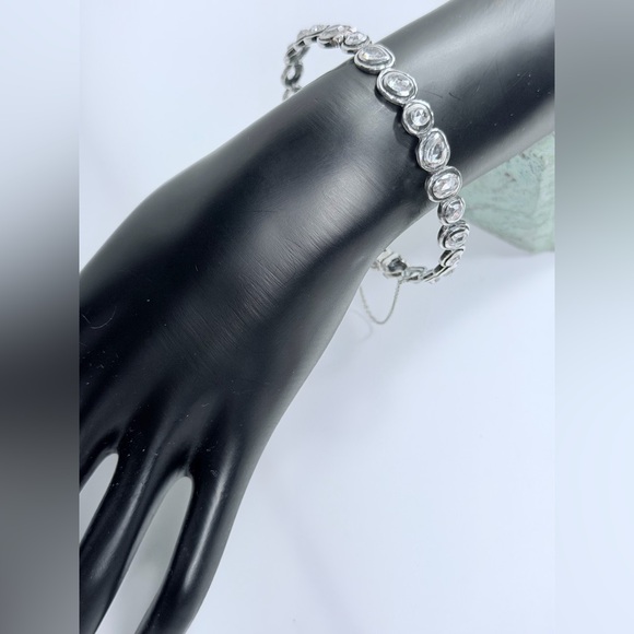 Silpada RARE HTF Sterling Silver BRILLIANCE Crystal Hinged Bangle w/Safety Chain